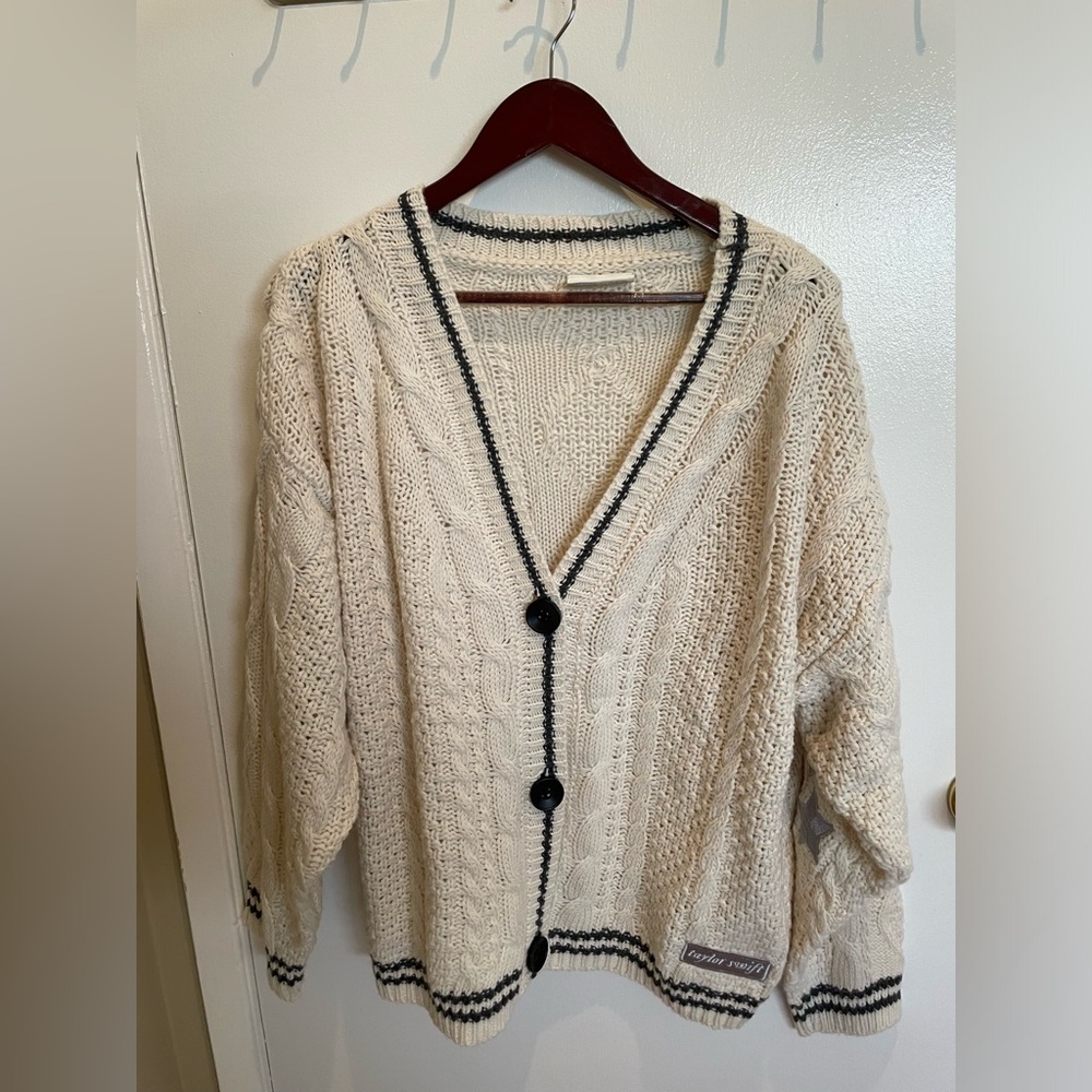 Taylor swift folklore cardigan authentic XS/S